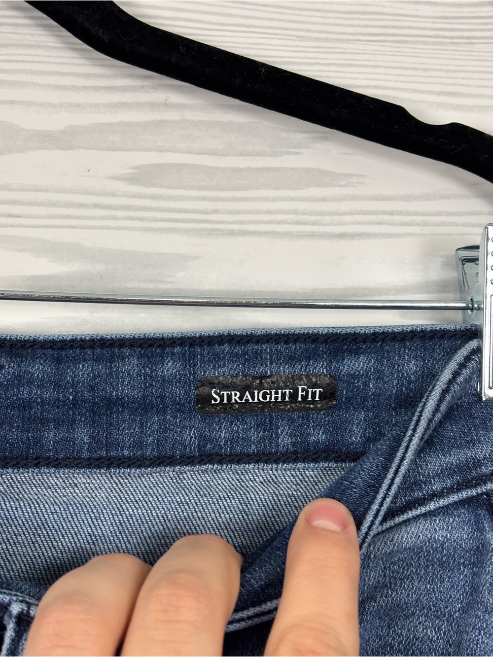 Judy Blue Straight Fit Distressed Jeans Size 11/30 - Picture 7 of 12